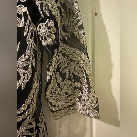 Ultra Pink blouse-medium like new - Picture 4 of 10